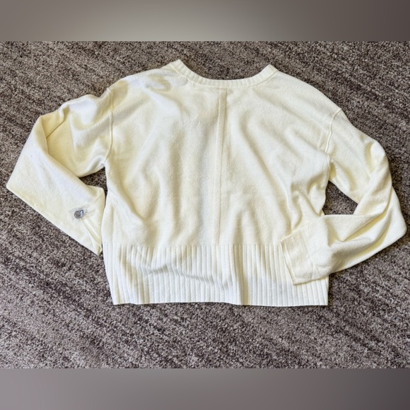 Free People Luna Cardigan Sweater in Ivory Size XL Cropped Sweater Cream Revolve - Picture 3 of 9